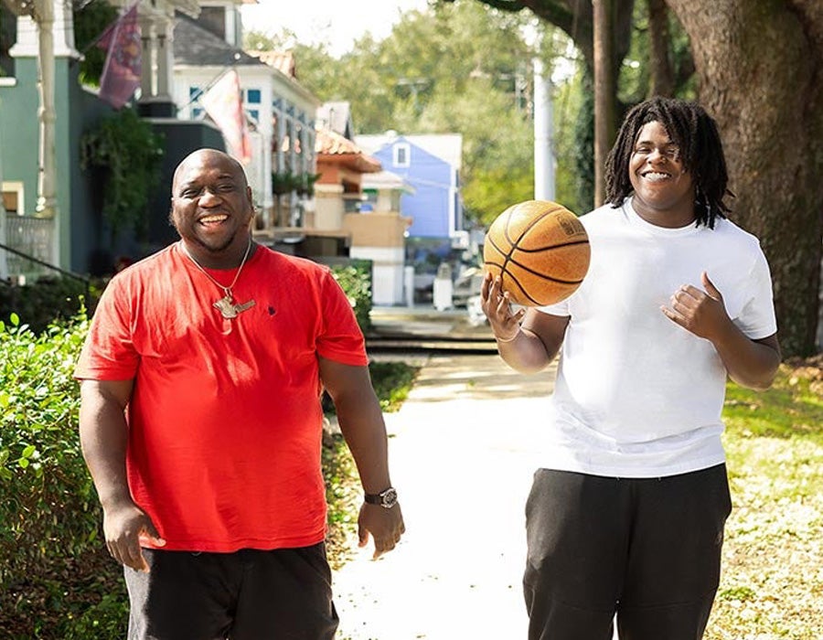 [highlight-gold]Donate